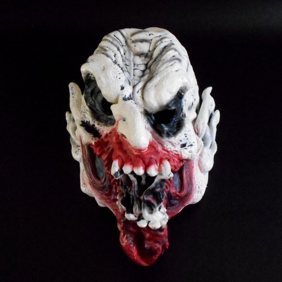 Don Post Studios Full Face Mask Scary Bloody Demon Adult Mask 2000 - Picture 8 of 8